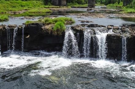 Mu Pagoa Waterfall